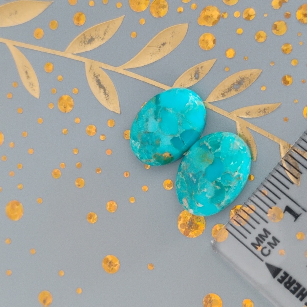 Kingman Turquoise Oval Gemstones - Picture 6 of 8
